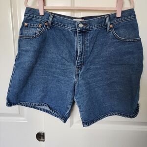 Levi's Classic 550 Denim Women's Shorts